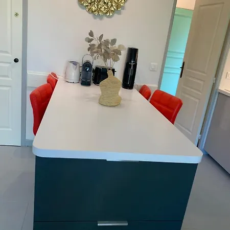 Apartment Sandler *